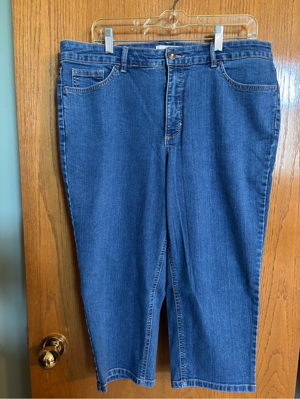 Capri Jeans